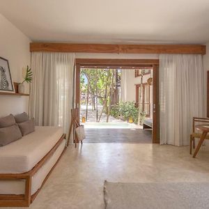 Ground Floor Suite